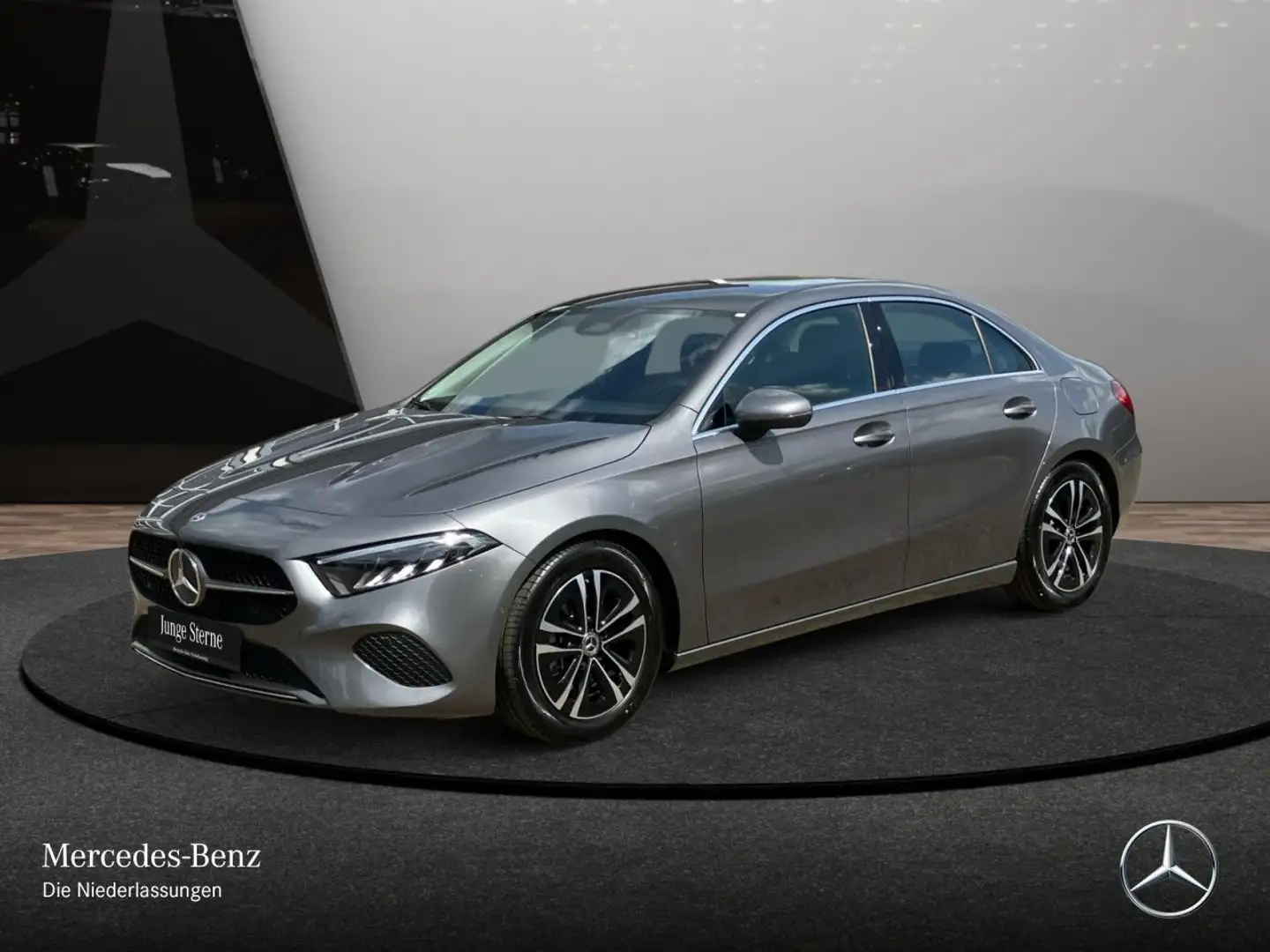 Mercedes-Benz A 180 Lim PROGRESSIVE+AHK+LED+KAMERA+7G Grau - 2