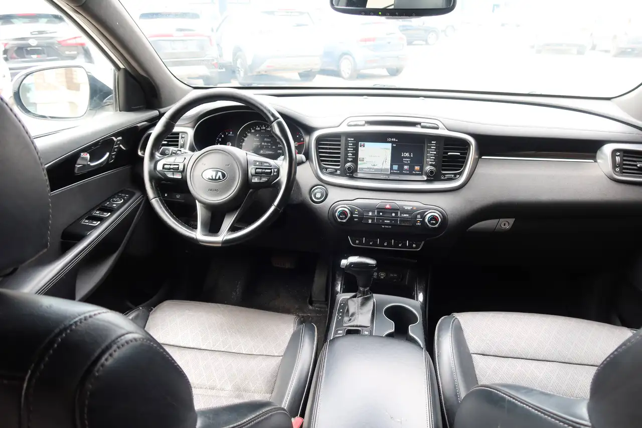 Kia Sorento снимка Kia Sorento