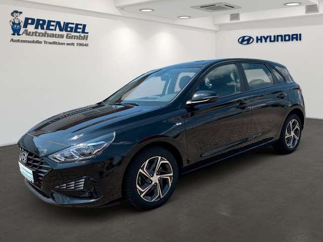 Imagine Hyundai i30 1.0 T Select 48V KAMERA DAB PDC CARPLAY