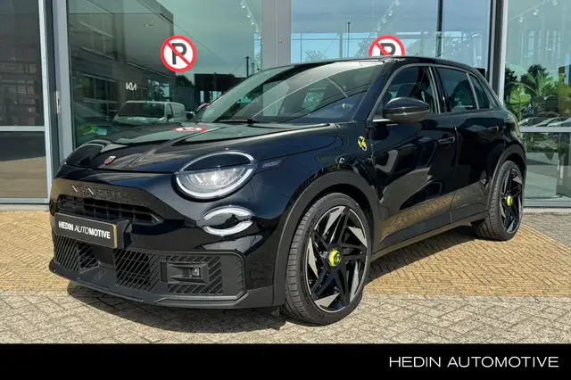 Fiat 600e Abarth Turismo 54 kWh * betreft demo alleen beschi