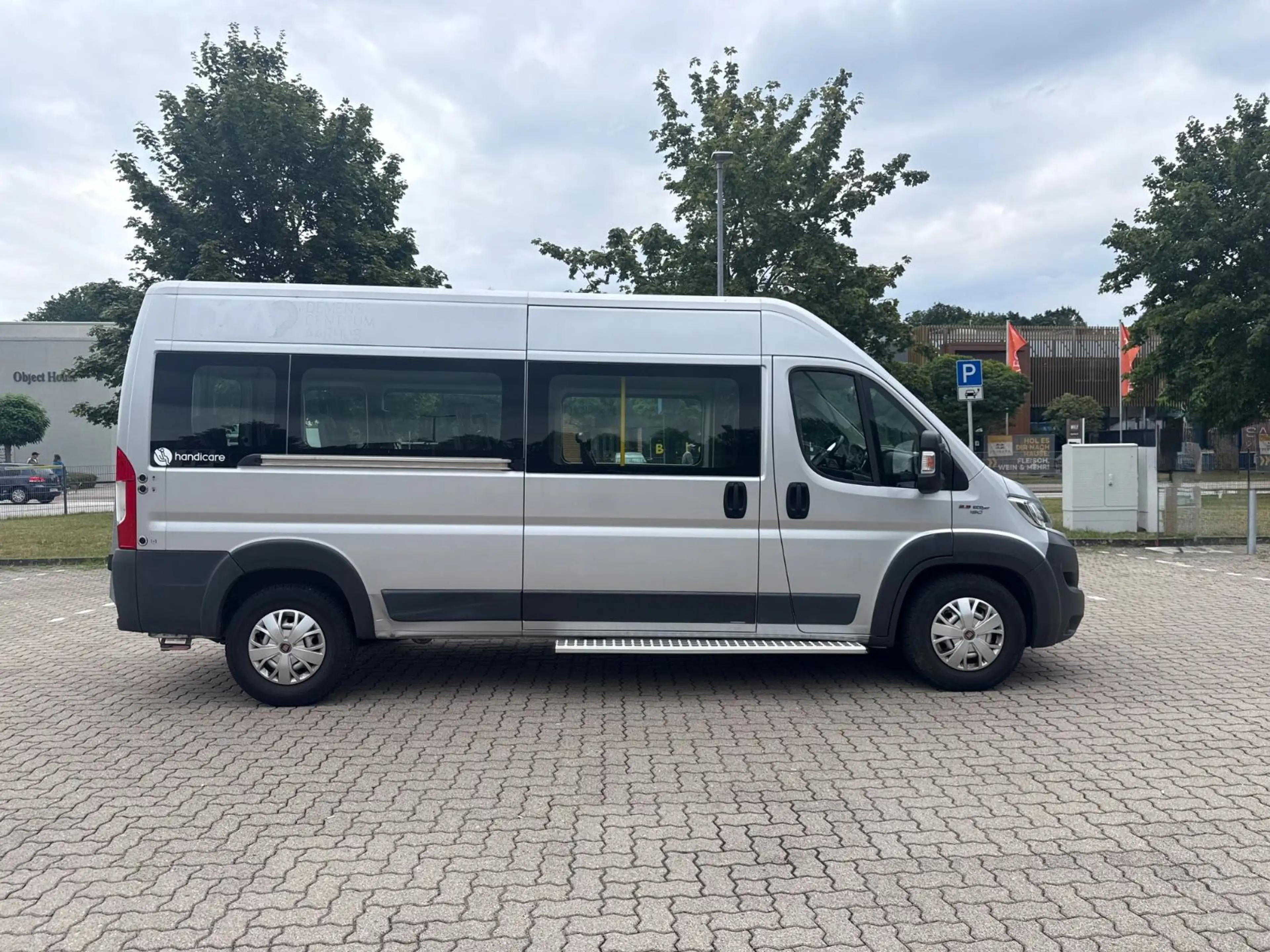Fiat Ducato 2,3 MJT Bus 9-Sitzer Rollstuhl Behinderte — photo 4