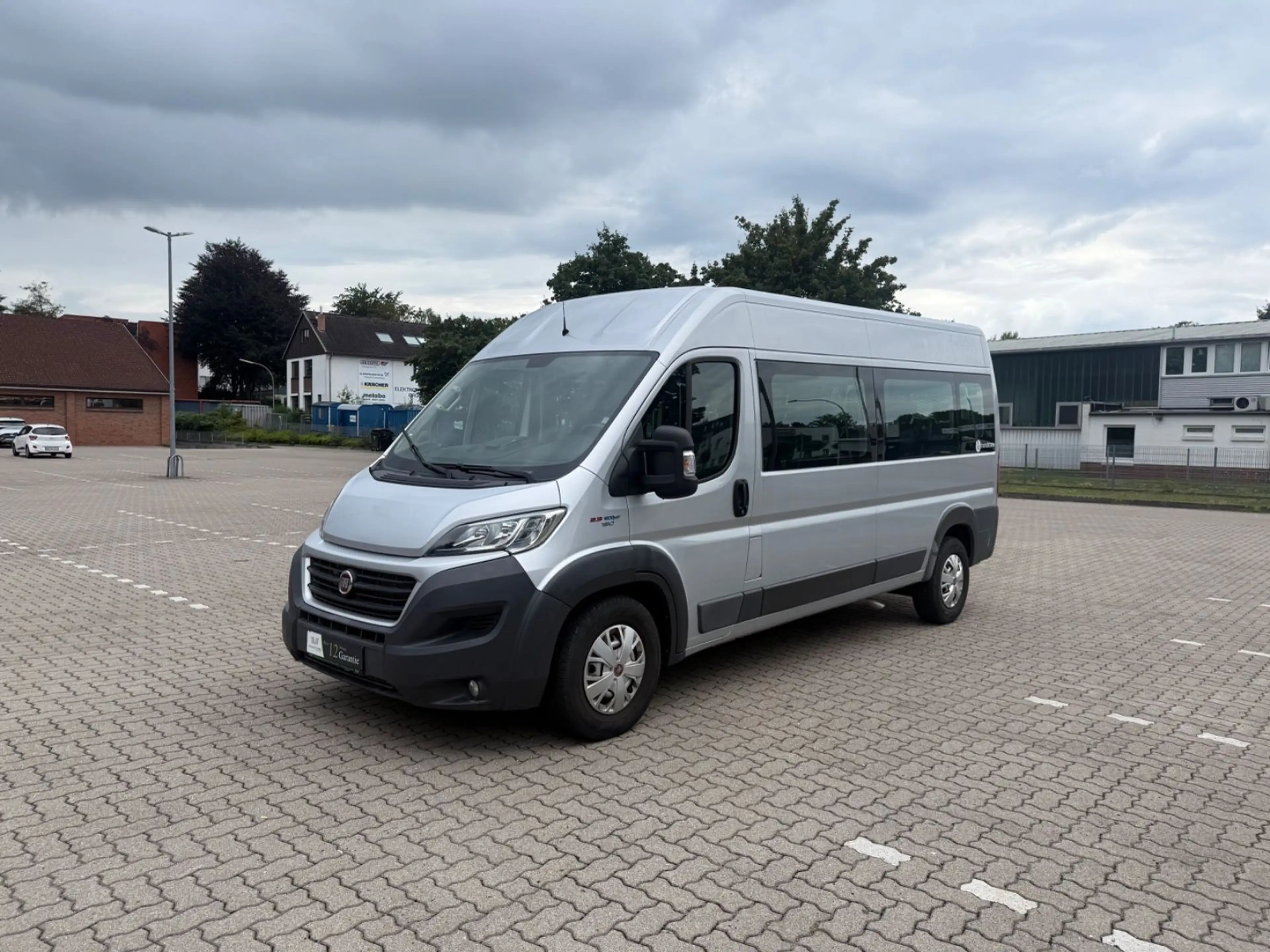 Fiat Ducato 2,3 MJT Bus 9-Sitzer Rollstuhl Behinderte
