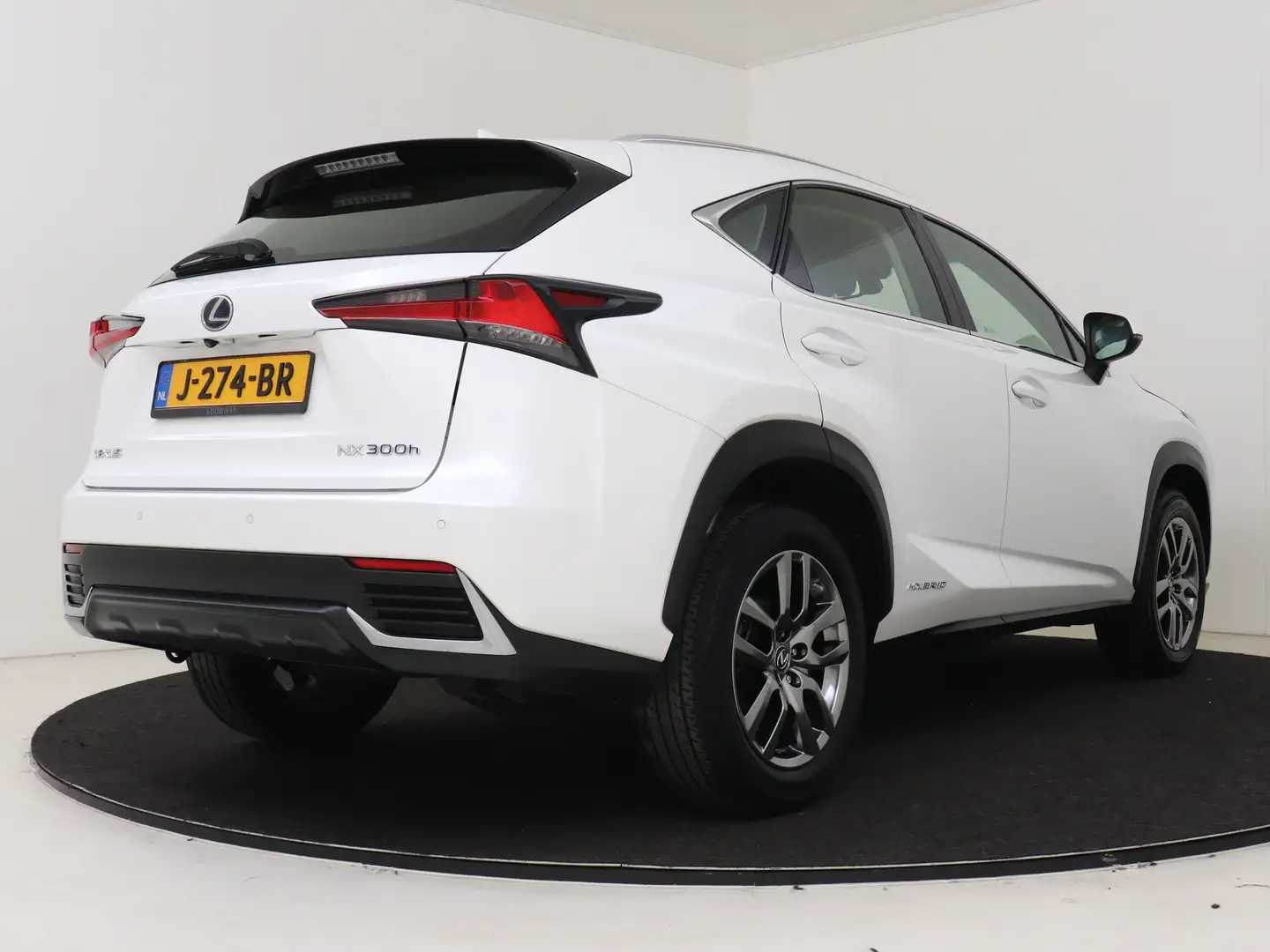 Lexus NX 300h AWD Sport Edition | Lederen Bekleding | Safety Sys Wit - 2