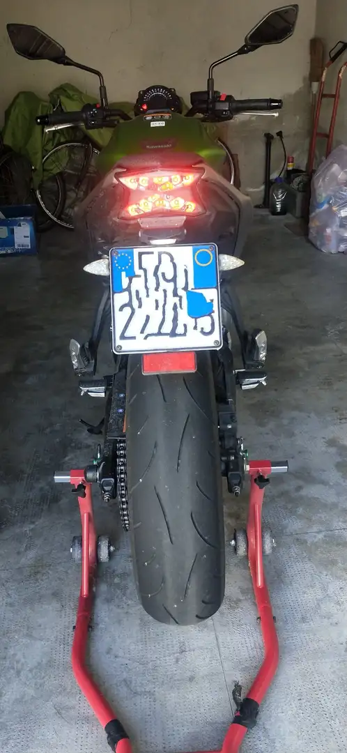 Kawasaki Z 650 Verde - 1