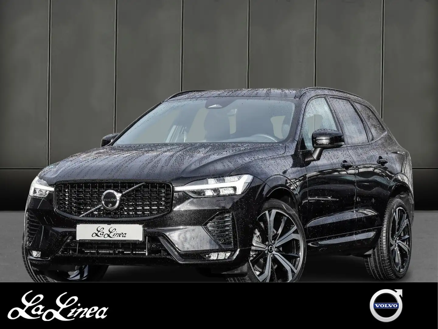 Volvo XC60 B5 (B) AWD Plus Dark NP:75.210,-//FOUR-C/AHK/PANO Schwarz - 1