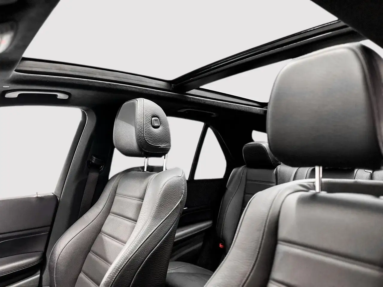 Mercedes-Benz GLE снимка Mercedes-Benz GLE