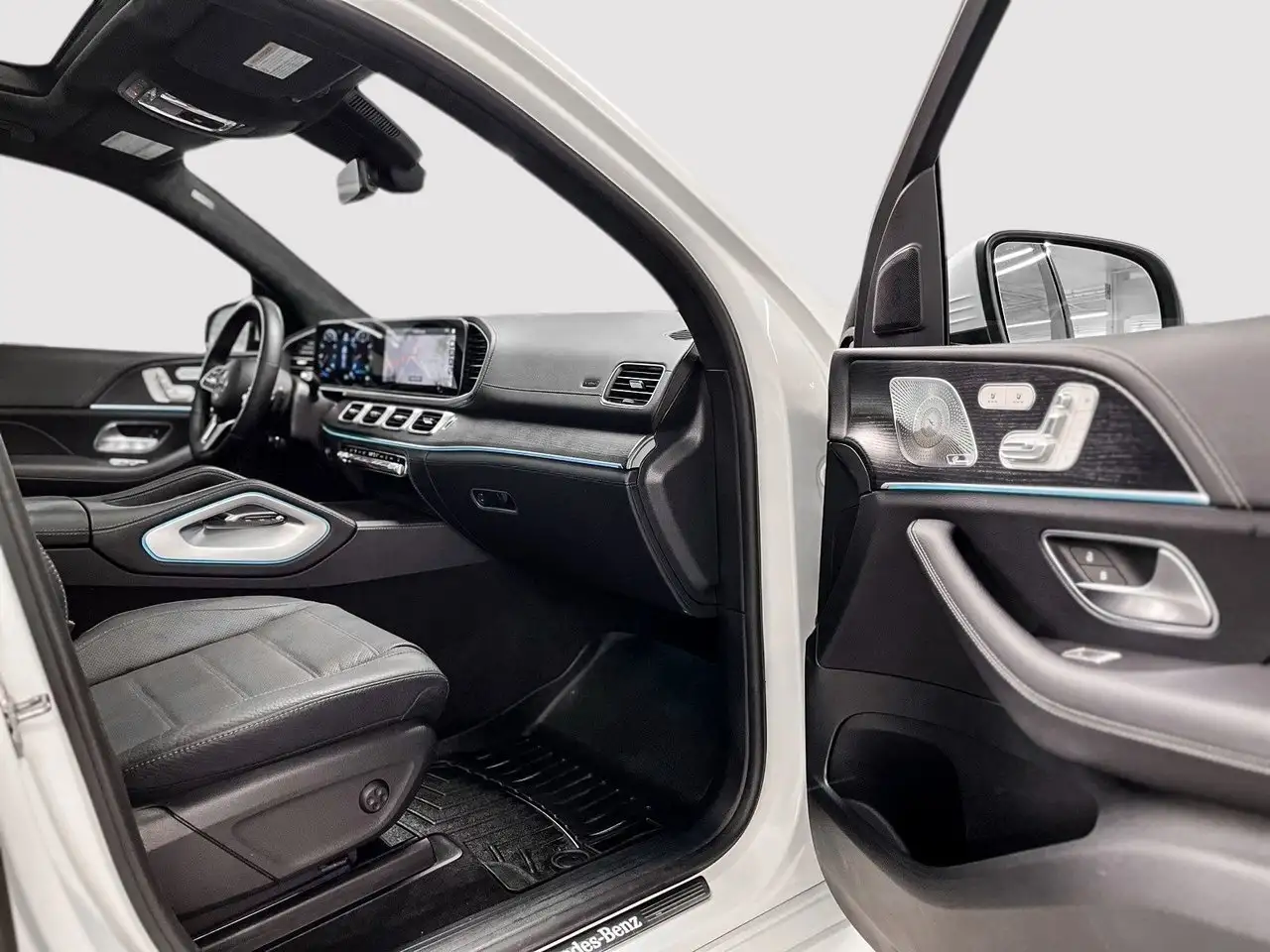 Mercedes-Benz GLE снимка Mercedes-Benz GLE