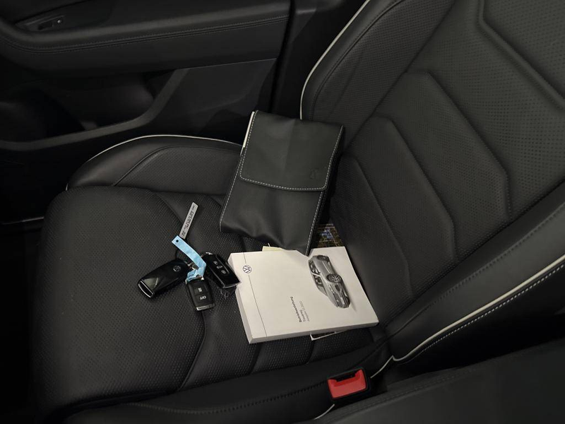 Volkswagen Touareg 3.0 TDI Elegance 4Motion IQ-LIGHT AHK LEDER NAVI KOMFORT-PAKET STDHZG — photo 6