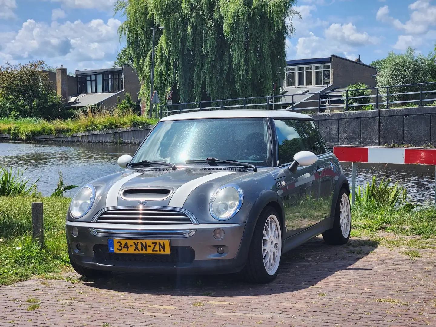 MINI Cooper 1.6 Cooper S Gris - 1