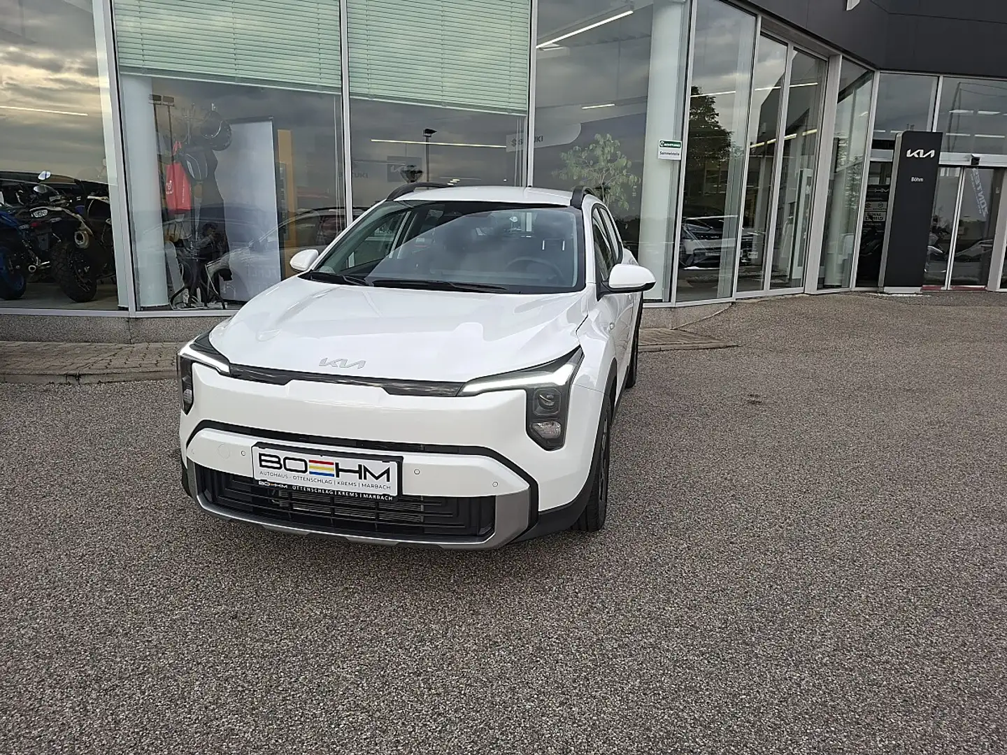 Kia Stonic 1,0 TGDI GPF ISG Titan Weiß - 2