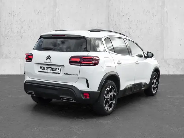 Citroen C5 Aircross view 2