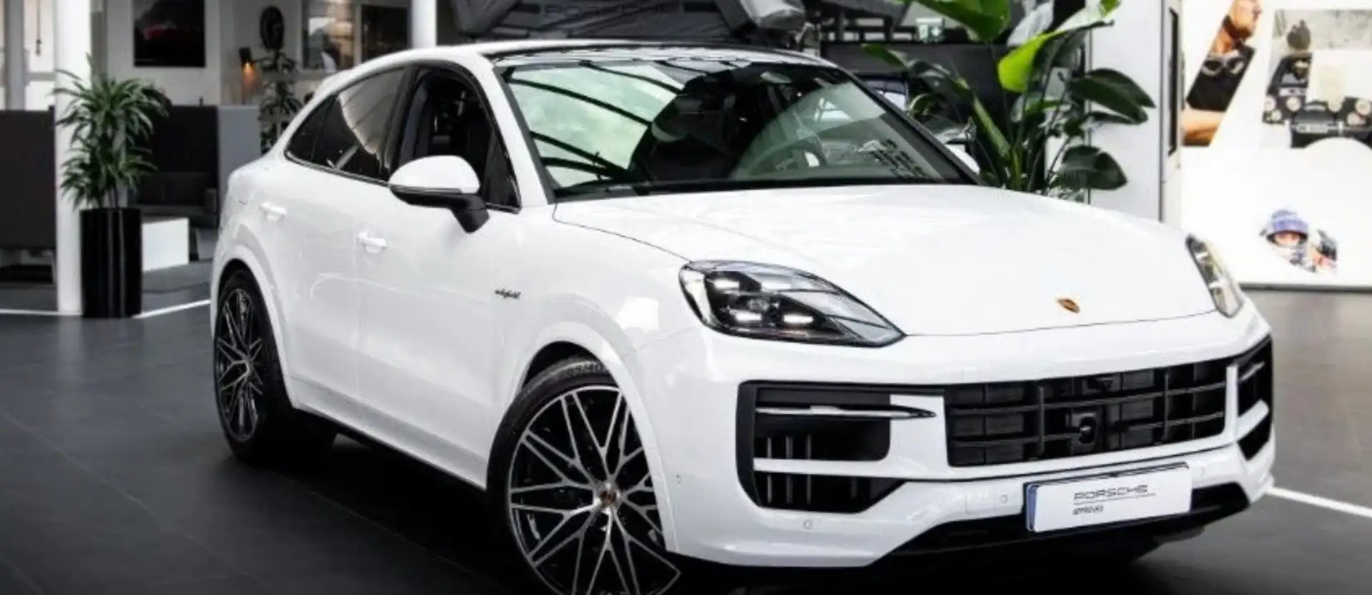 Porsche Cayenne Coupe E-Hybrid - 2