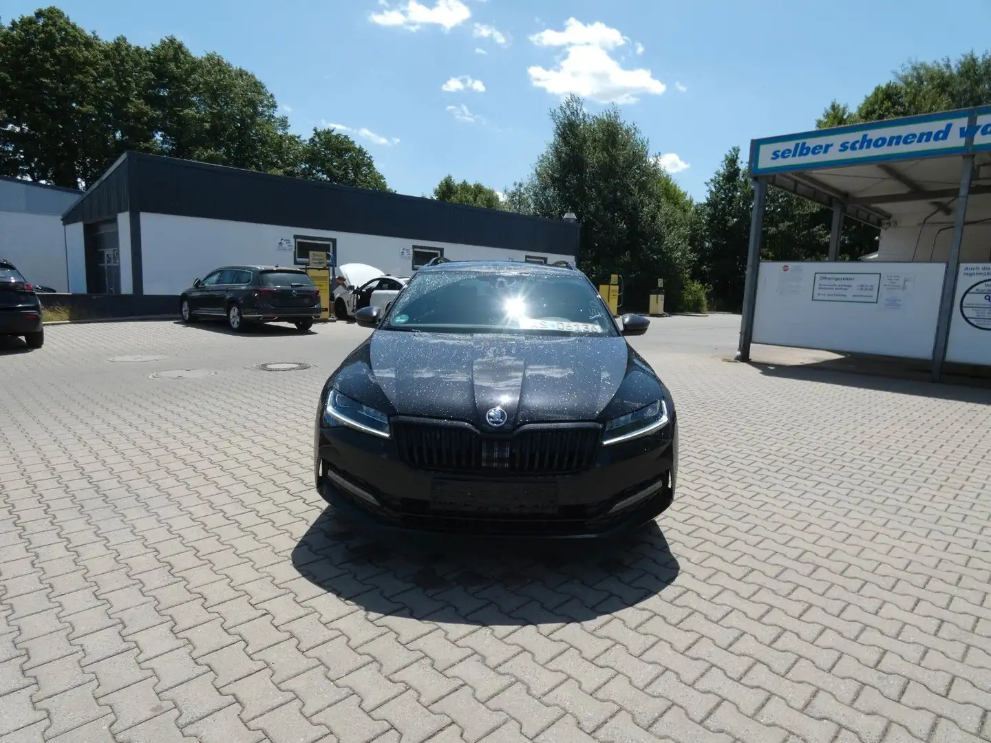 Skoda Superb Combi Sportline2.0TDI DSG Matrix Navi ACC Schwarz - 2