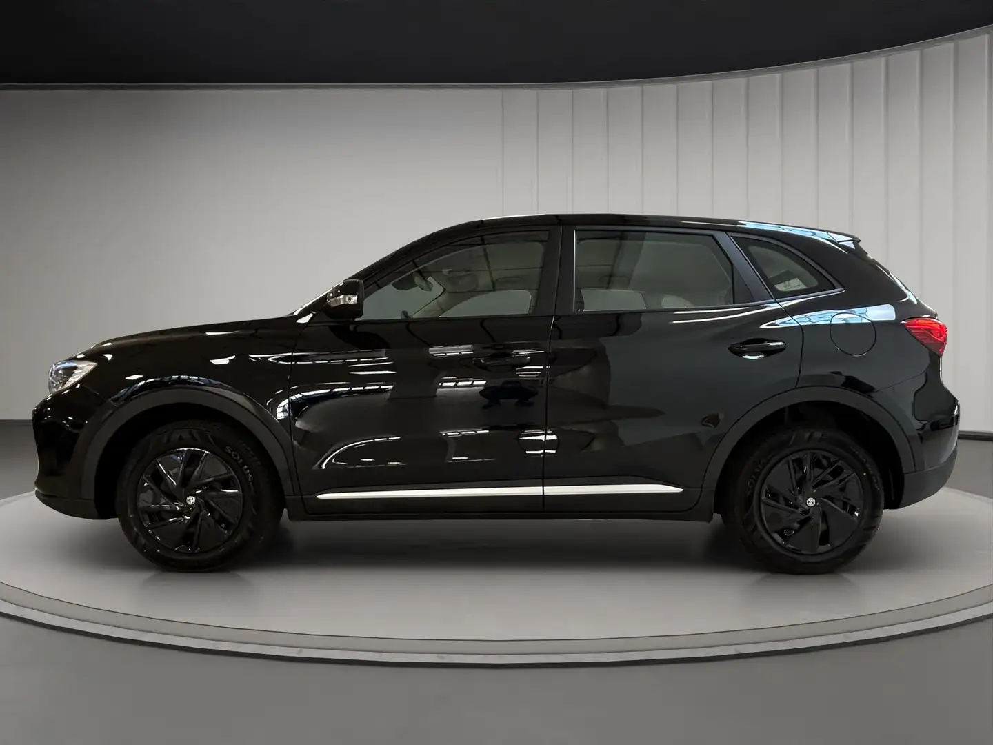 MG ZS 1.5 MT Standard Bianco - 2
