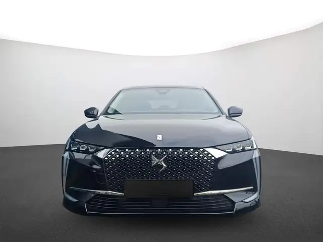 DS Automobiles DS 4 view 3