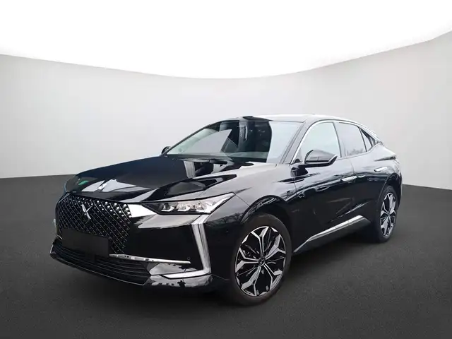 DS Automobiles DS 4 view 2