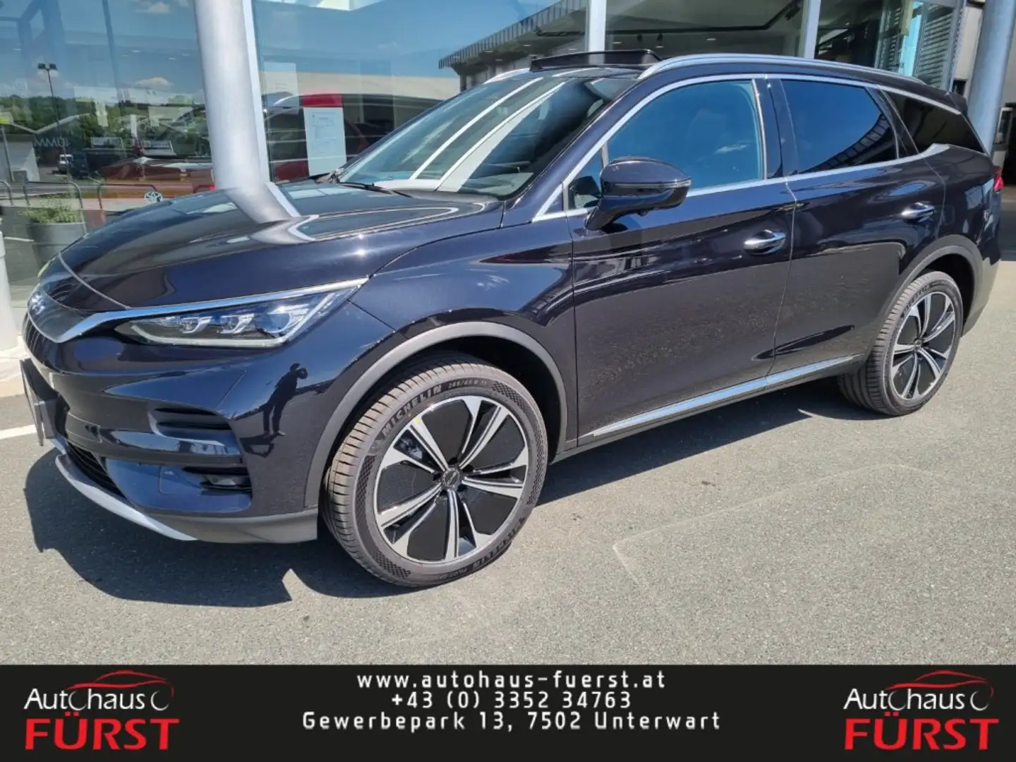 BYD Tang NEW TANG Flagship 4WD Silber - 1