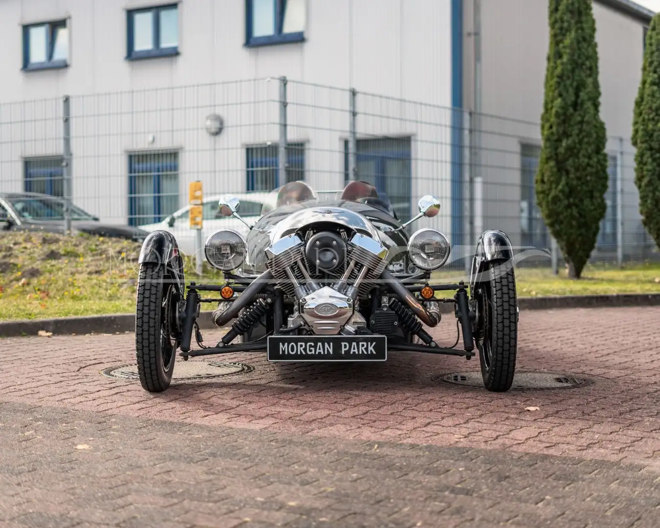 Morgan 3-Wheeler Grau - 2