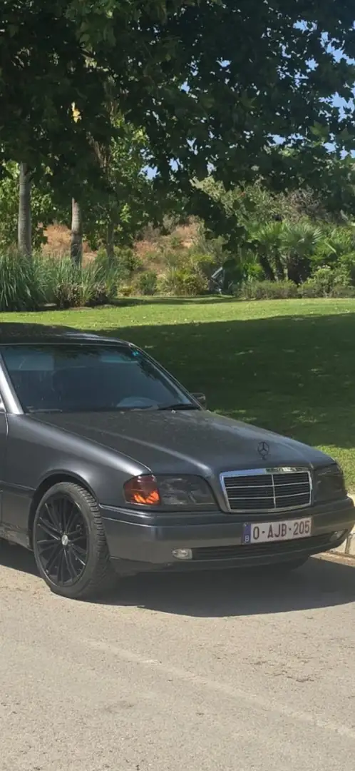 Mercedes-Benz CE 200 c200 - 1