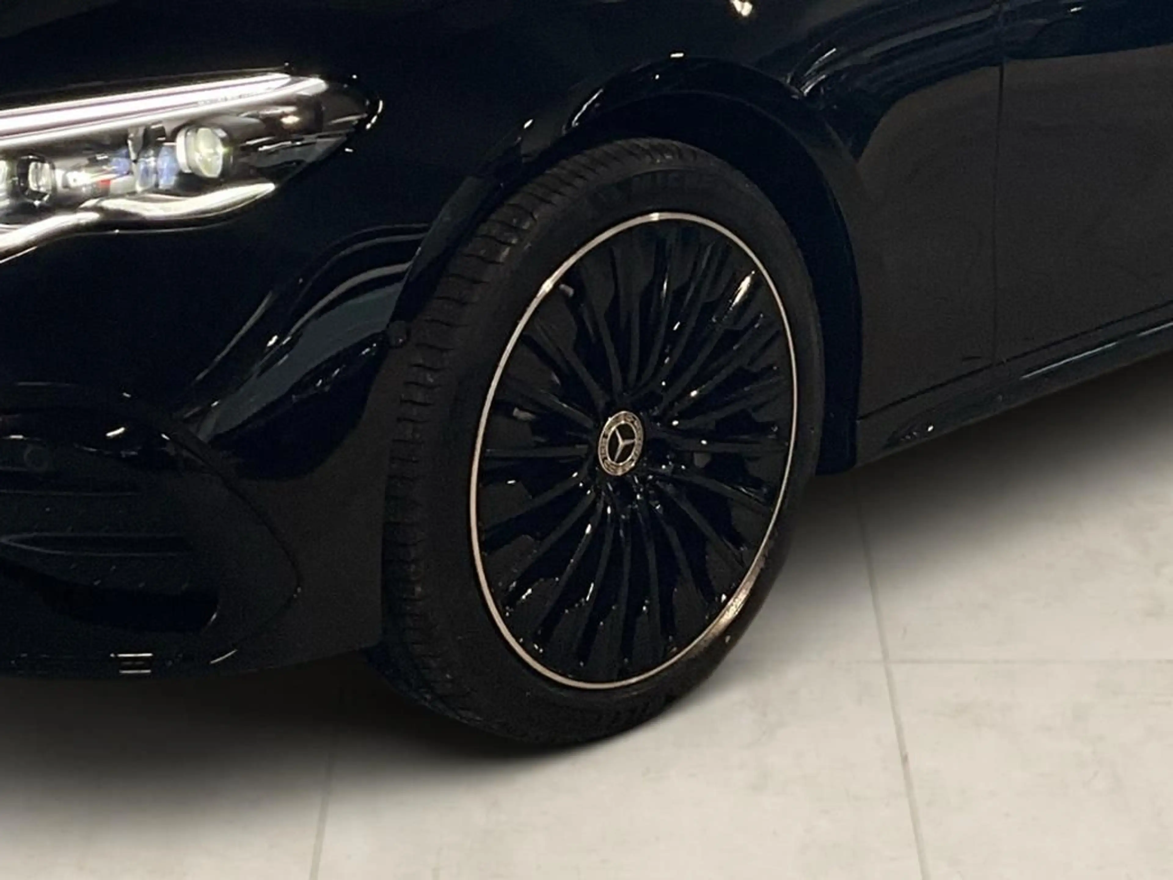 Mercedes-Benz E 300 de AMG 360 ACC AUT Fernlichtass. Kam. LED — photo 11
