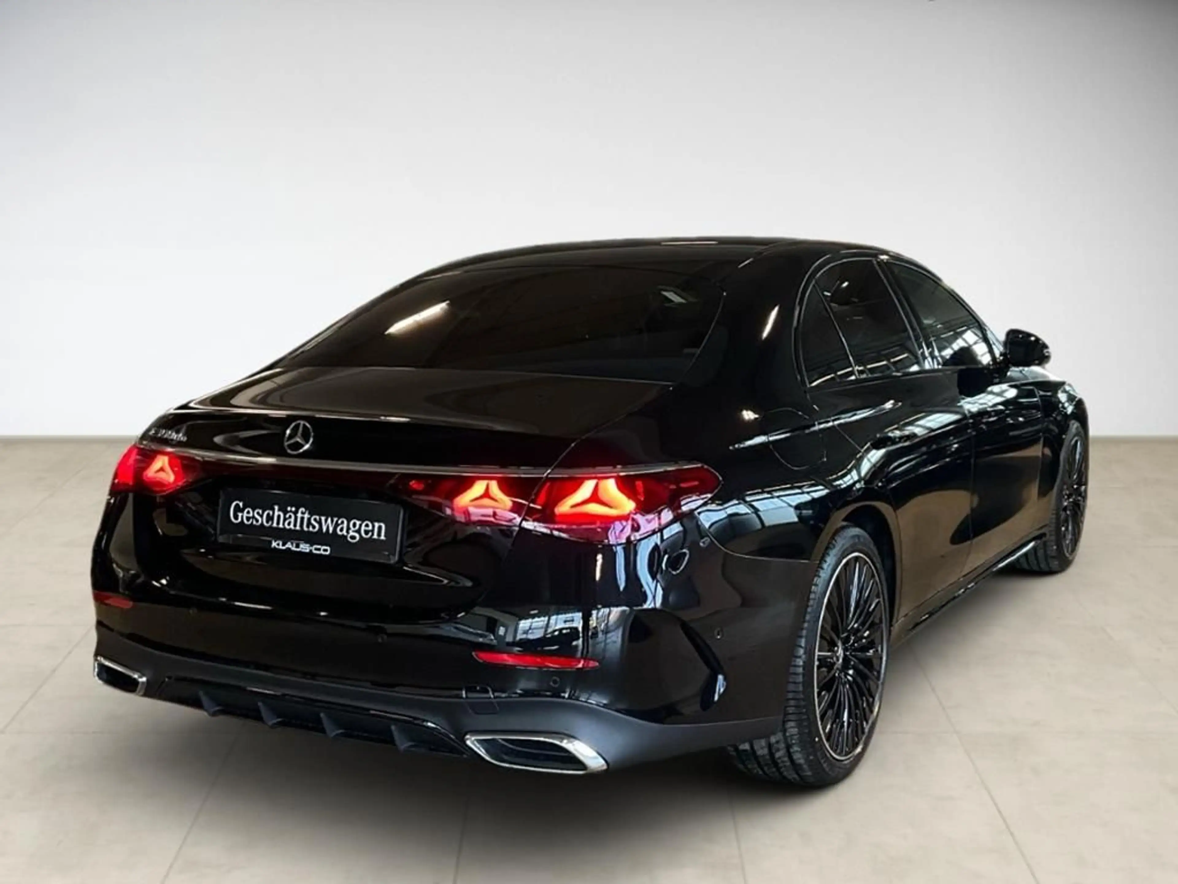 Mercedes-Benz E 300 de AMG 360 ACC AUT Fernlichtass. Kam. LED — photo 4