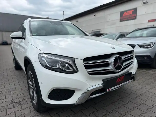 Mercedes-Benz GLC 250 d 4Matic, LED, AHK, PDC, Navi, 2.Hand