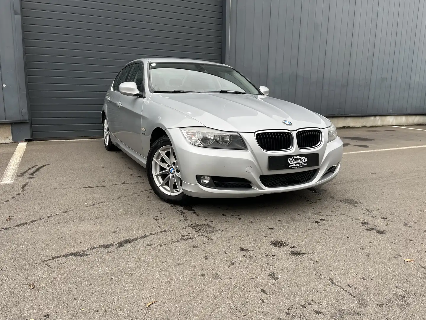 BMW 320 320d X-DRIVE EXPORT/MARCHAND Zilver - 1