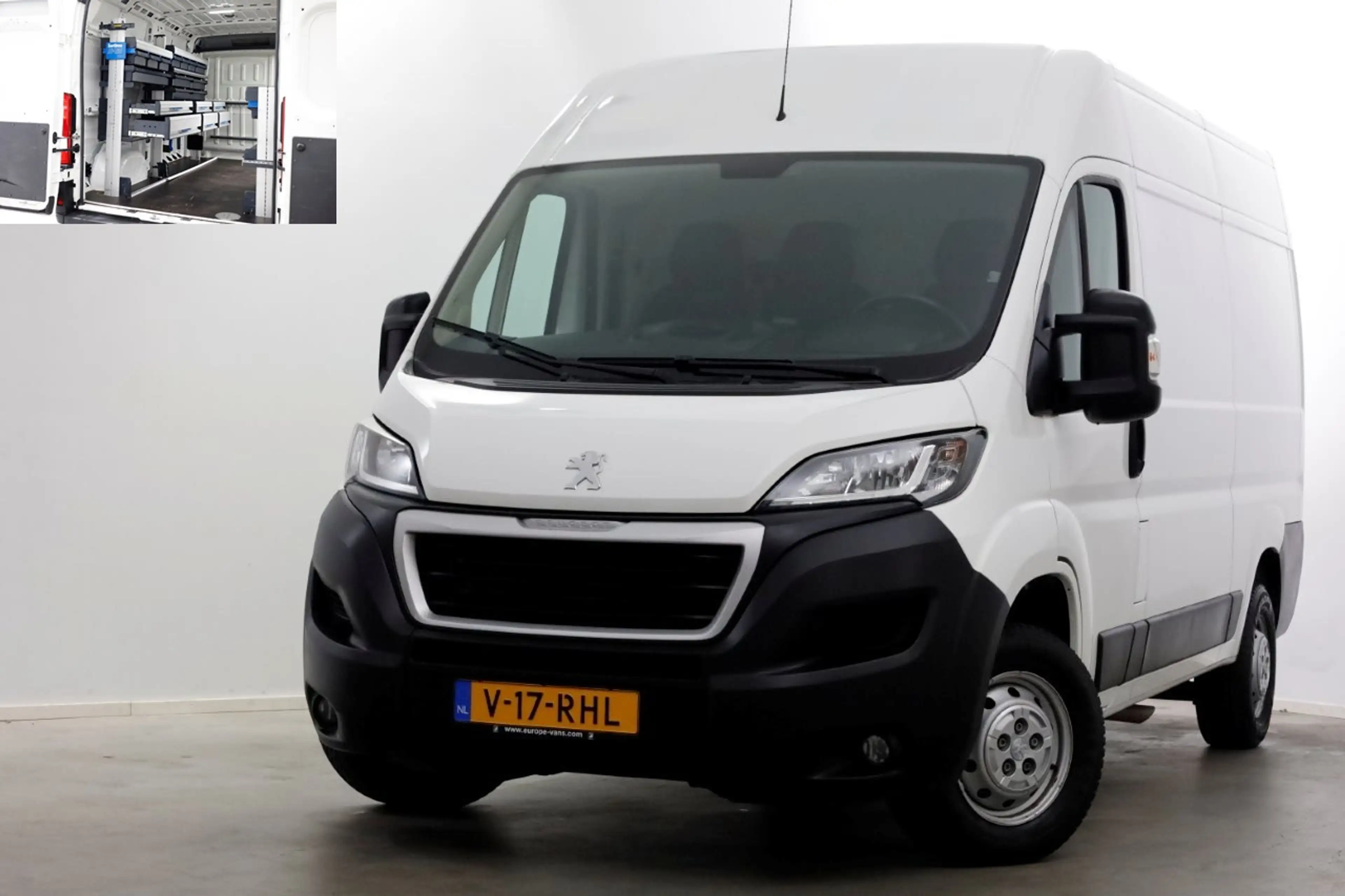 Peugeot Boxer 2.2 BlueHDi 120pk L2H2 Airco/Navi/Inrichting 07-20