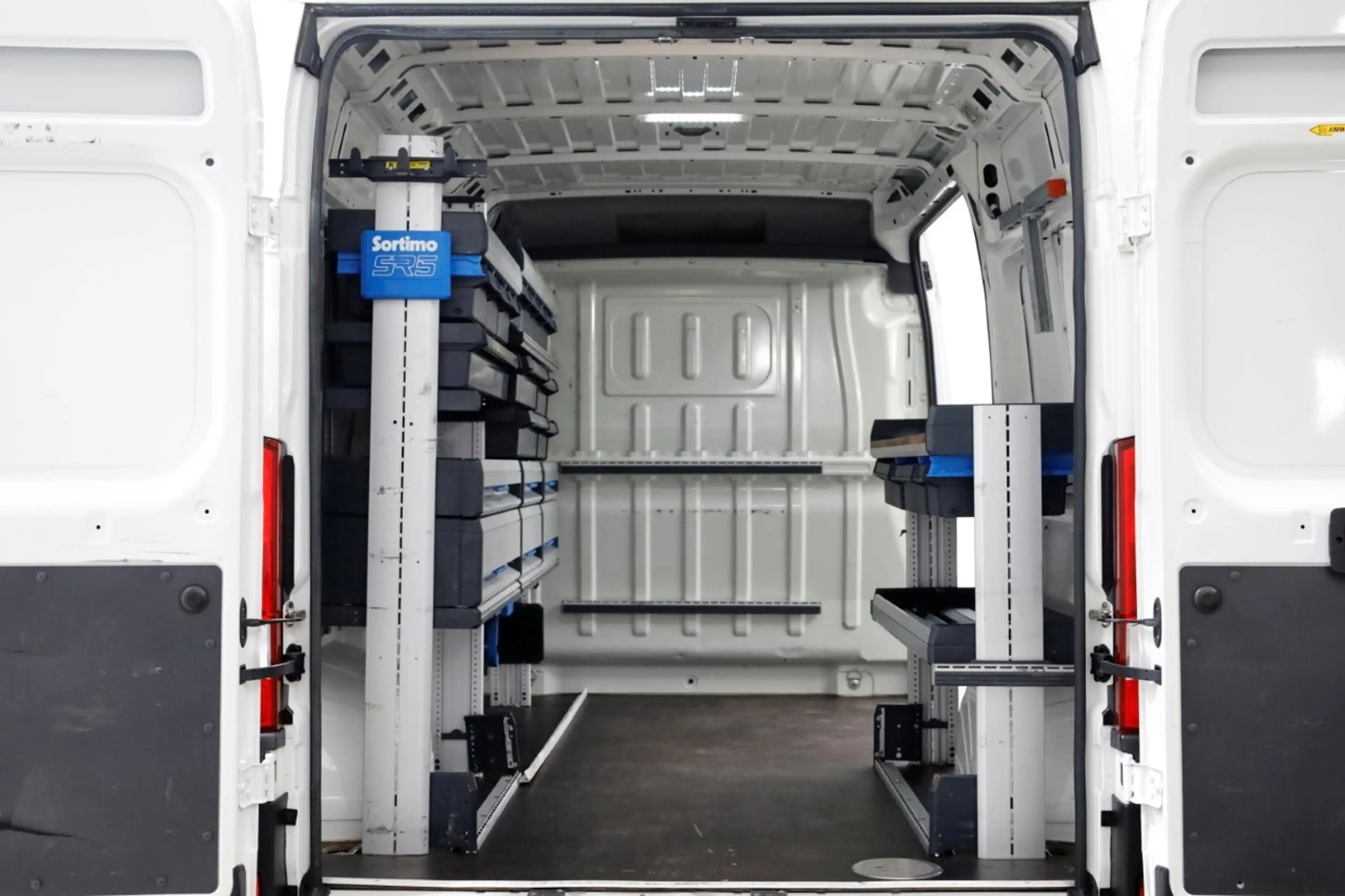 Peugeot Boxer 2.2 BlueHDi 120pk L2H2 Airco/Navi/Inrichting 07-20 — photo 5