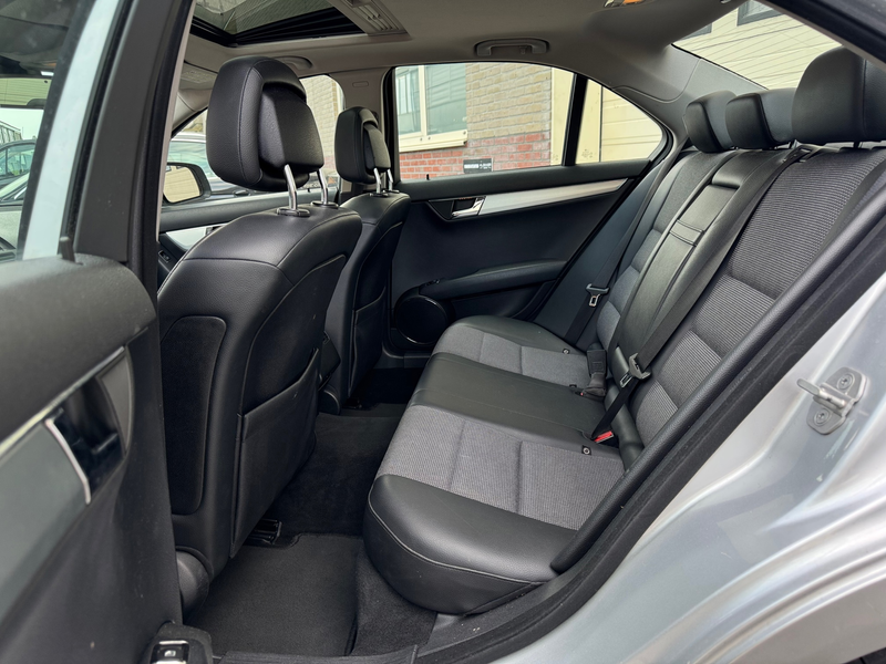 Mercedes-Benz C 200 K Avantgarde Schuifdak|Groot navi|PDC — photo 5