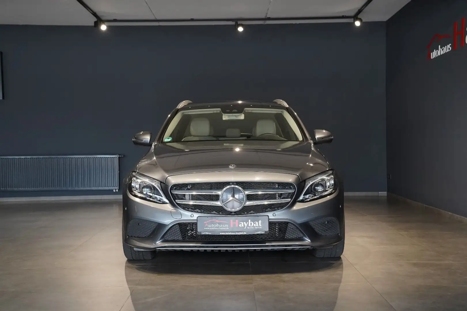 Mercedes-Benz C 200 T Avantgarde Comand-ILS-Leder-Pano-RFK-AHK Grau - 2