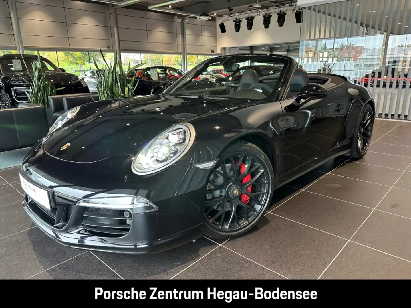 Porsche 991 -1 (911) Carrera 4 GTS Cabriolet/Dynamic Light Sys Schwarz - 1