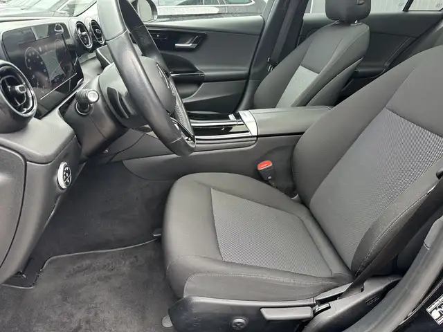 Mercedes-Benz C-Class view 10