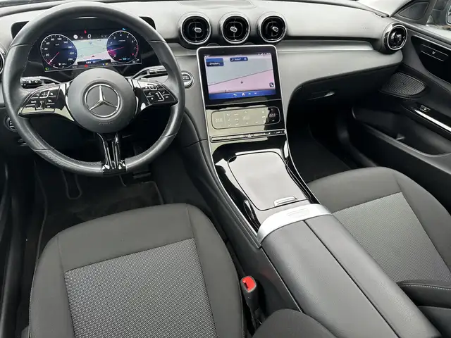 Mercedes-Benz C-Class view 12