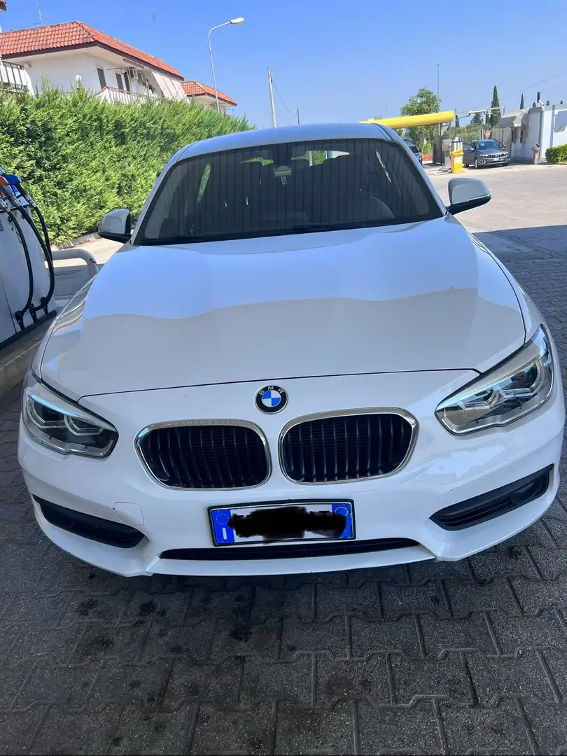 BMW 118 118d 5p Advantage Bianco - 1