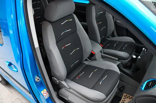 Volkswagen Caddy view 9