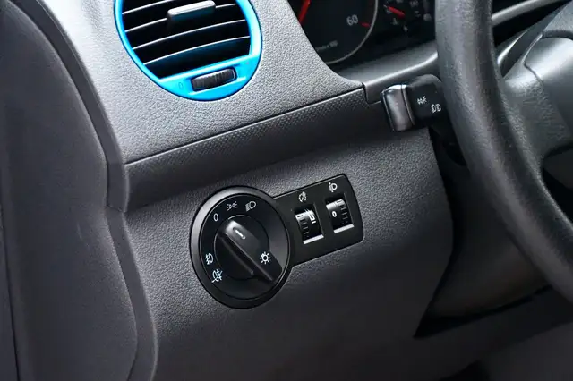 Volkswagen Caddy view 14