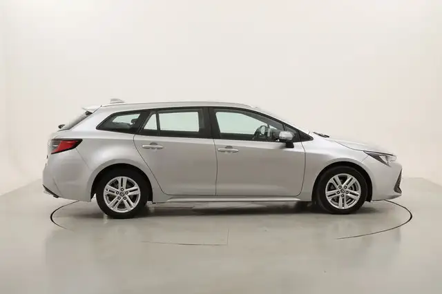 Toyota Corolla view 6