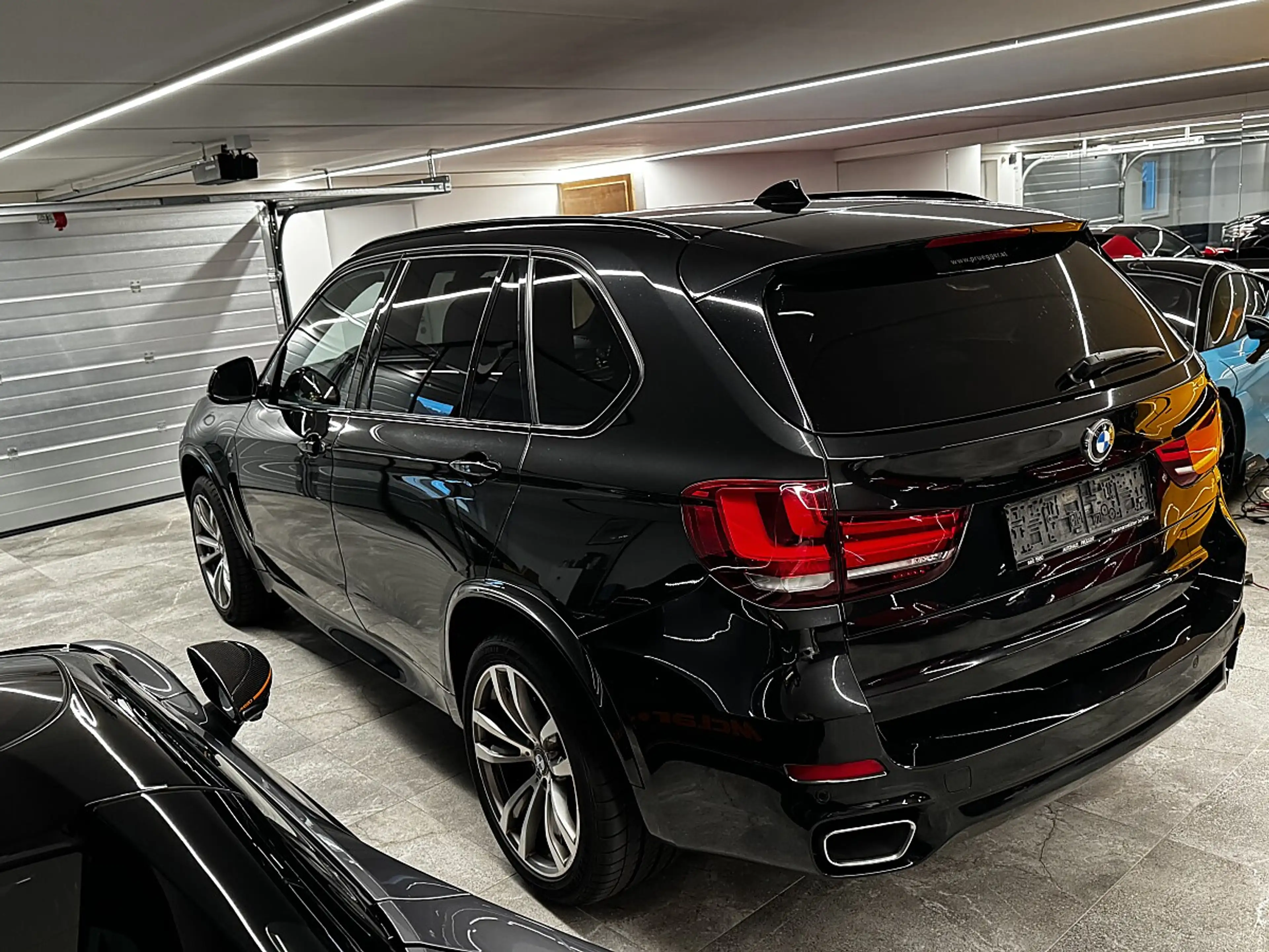 BMW X5 xDrive30d Aut. M-Paket Pano 20 Zoll AHK ACC — photo 10