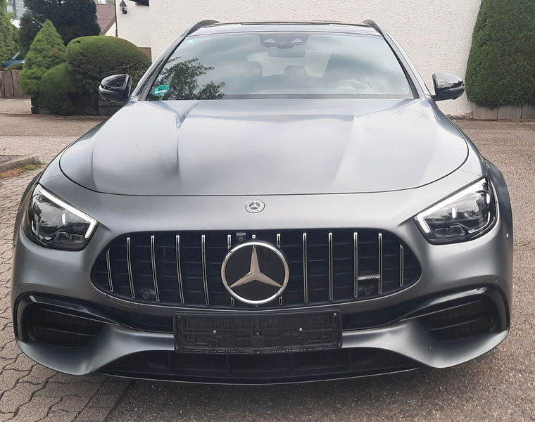 Mercedes-Benz E 63 AMG S 4Matic+Panoramadach/Head-up-Display — photo 2