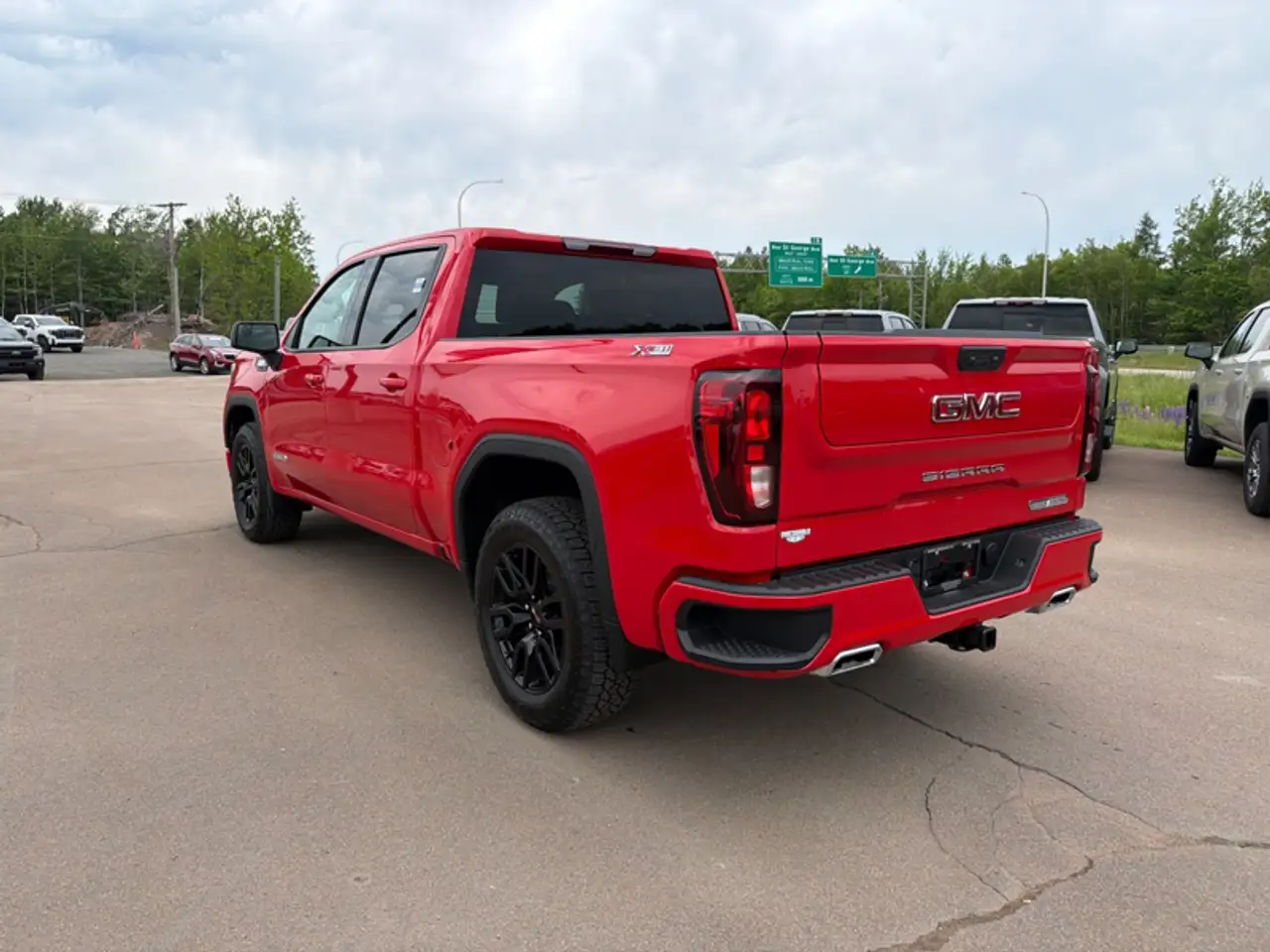 GMC Sierra 1500 снимка GMC Sierra 1500