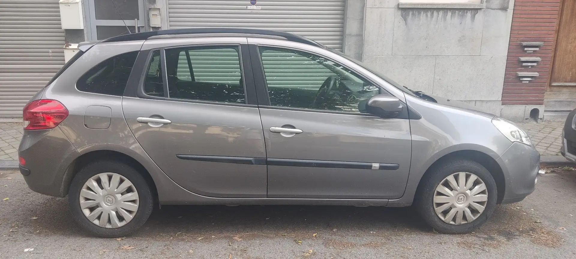 Renault Clio 1.5 dCi Exception ECO FAP - 1