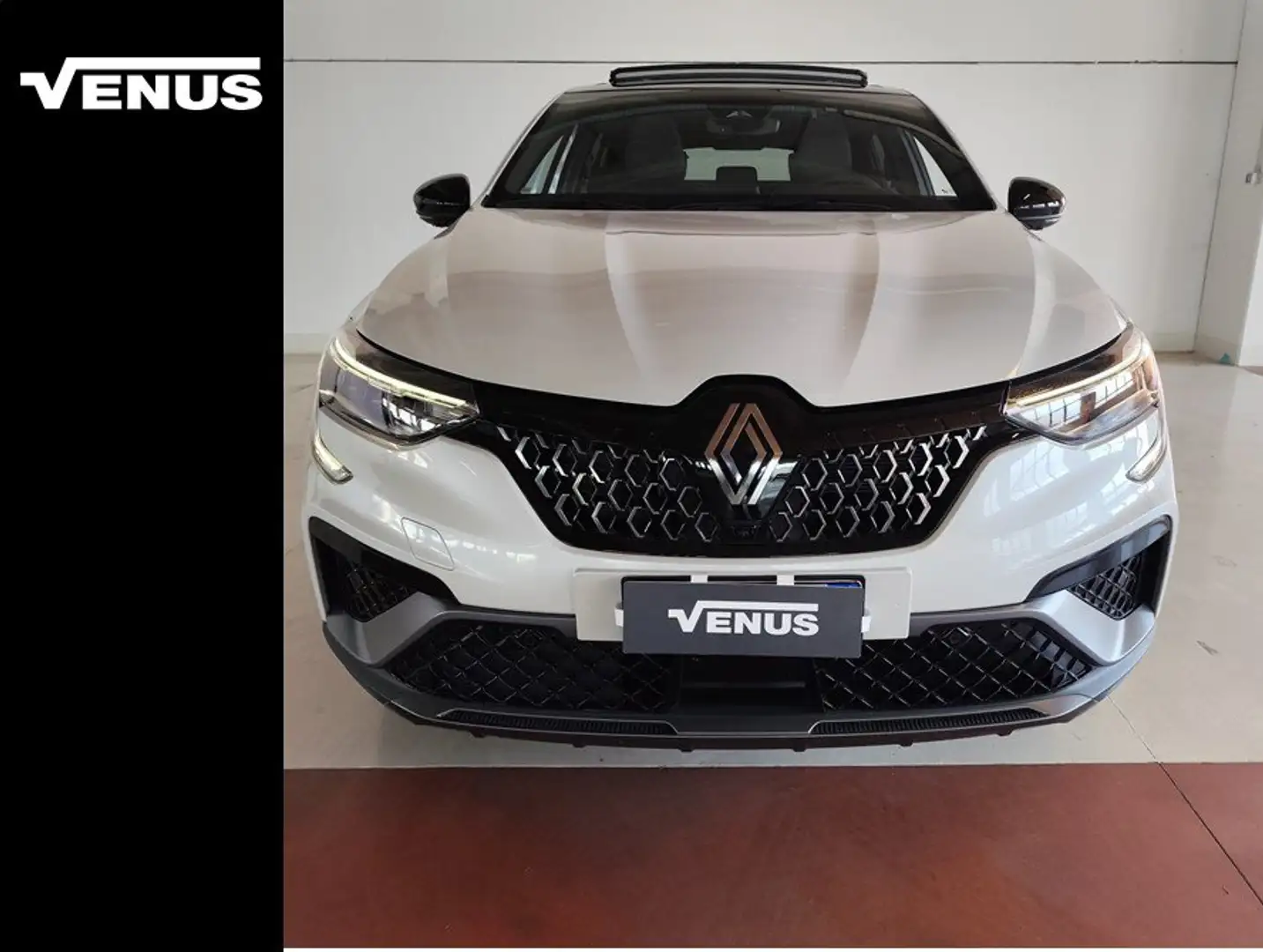Renault Arkana 2023 1.6 E-Tech full hybrid Esprit Alpine 145cv Bianco - 1