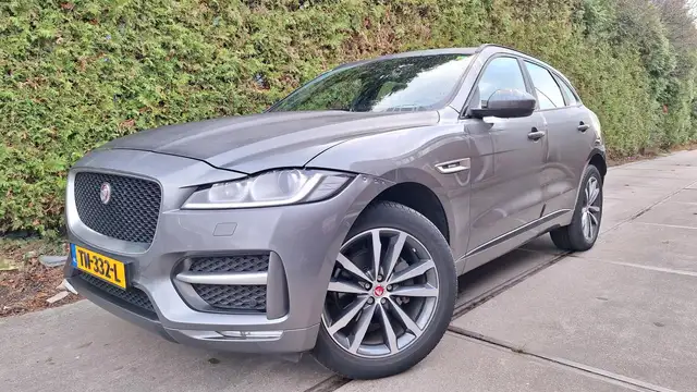 Jaguar F-Pace 2.0 Portfolio AWD 20d