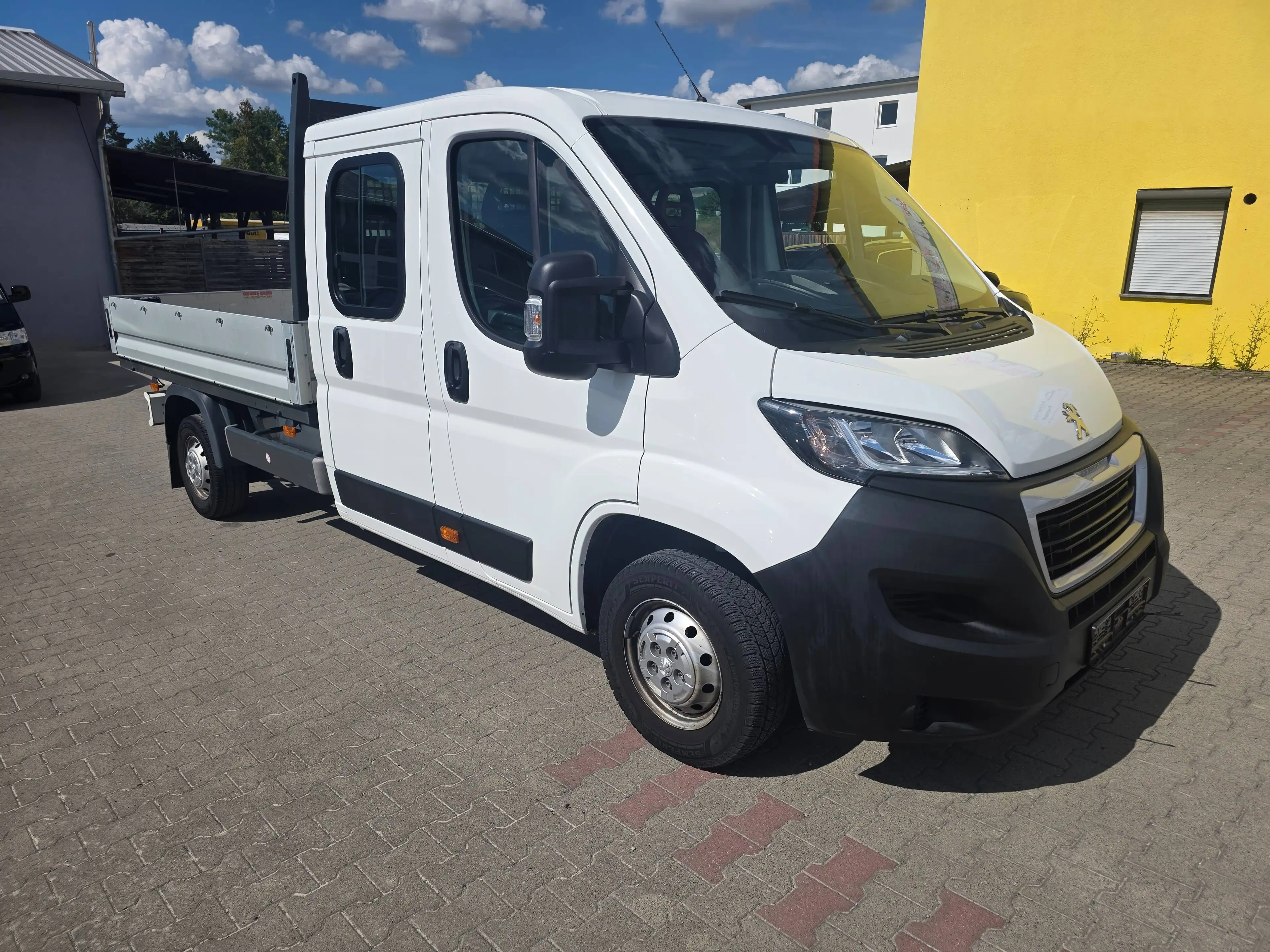Peugeot Boxer 335 L3 BlueHDi 140 Stop — photo 3