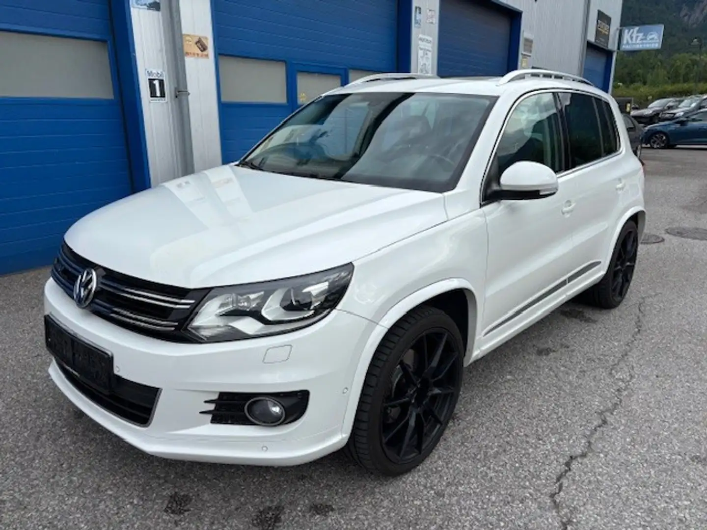 Volkswagen Tiguan 2,0 TDI BMT 4Motion Sky DPF R-line Blanco - 1