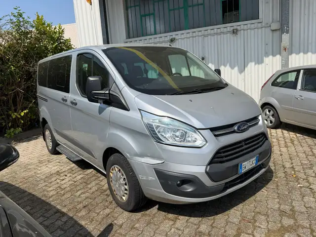 Ford Tourneo Custom 2.2 Diesel PROBLEMI AL MOTORE