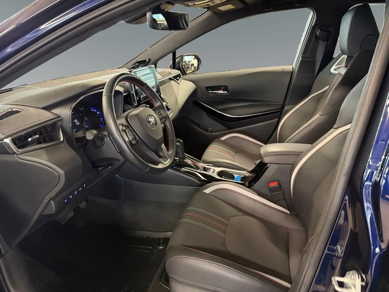 Toyota Corolla 2.0 Hybrid GR Sport HeadUp+Kamera+PDC+SHZ, миниатюра 10