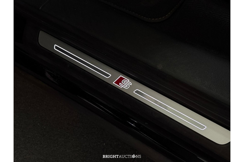 Audi Q7 60 TFSI e Quattro Pro Line S Competition — photo 13