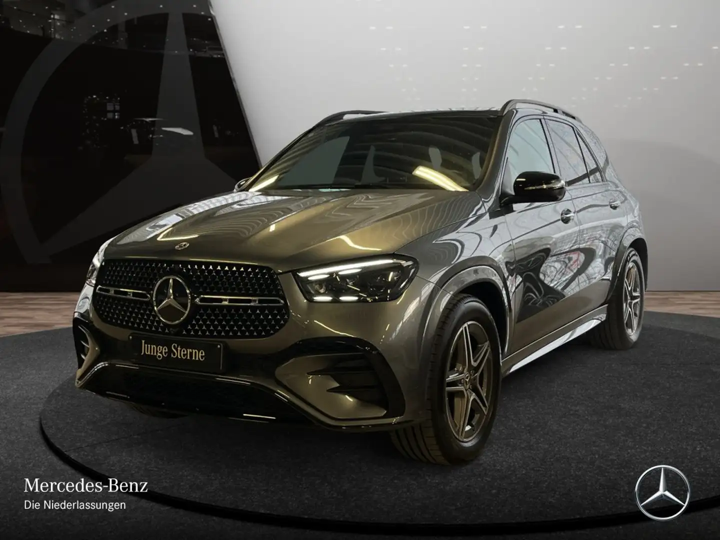 Mercedes-Benz GLE 400 e 4M AMG+NIGHT+PANO+360+AHK+MULTIBEAM+20" Grau - 2